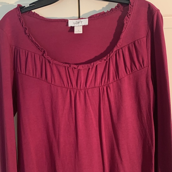 LOFT Tops - LOFT by Ann Taylor Wine Color Ruched Long Sleeve Blouse EUC